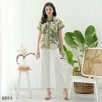 Evercloth Resa Kemeja Batik Wanita Kerah Kancing Cewek Batik Couple Atasan Batik Wanita Blouse Wanit