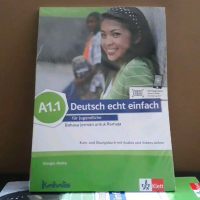 Klett Buku Deutsch echt einfach A1.1 Kurs- und Übungsbuch dengan Audios dan Videos online untuk Rema