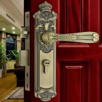 Golden Door Lock Antique Indoor Wooden Handle Locks Solid BrassEuropen Fashion Villa Front Door Security Lockset