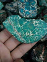 PIRUS/PYRUS PERSIA HIJAU SERAT EMAS. ROUGH PIRUS PERSIA NATURAL