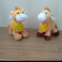 Boneka animal jerapah dan unta by seulgi halus