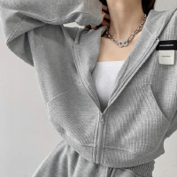 【D.studio】韓版顯瘦短版連帽外套(短版外套 上衣 女裝 衣服 外套 薄外套 罩衫 防曬外套 長袖上衣 J214)