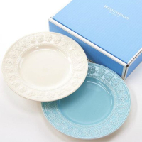 英國 WEDGWOOD 歡愉假日 浮雕陶瓷盤2入組 21cm＊夏日微風＊｜夏日微風↘限時下殺