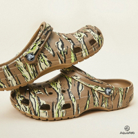 【Crocs】Classic Printed Camo 男鞋 女鞋 棕迷彩色 印花 洞洞鞋 涼拖鞋 206454-260