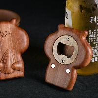 玄同 非洲黃花梨原木創意啤酒開瓶器掛件個性開啤酒瓶起子木雕