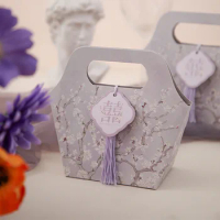 Fresh Gift Box Handheld Candy Bag Nanyang Style Gift Boxes Vintage Wedding Supplies Christmas Decorations Fringed card