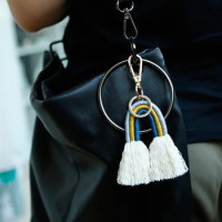 1pcs 6Colors Weaving Rainbow Key Chains Keychain Holder Boho Handmade Keyring Macrame Bag Charm Car Hanging Jewelry Gifts