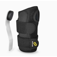 強強滾-【美國BRACOO奔酷】強力支撐手托板護腕 會呼吸的專業護具(WB30)