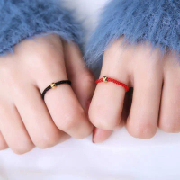 Cincin Manik Emas Kecil Tali Hitam Cincin Manik Keberuntungan untuk Wanita Pasangan Sahabat Cincin T