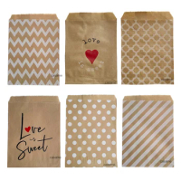 50pcs Paper Bags Treat bags Candy Bag Chevron Polka Dot Bags Christmas Wedding Birthday Party New Year Favors Supplies Gift Bags