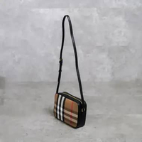 Tas BURBERRY CHECK CAMEL SS24 BLACK CAMERA BAG 100% ORIGINAL 23X6X16CM