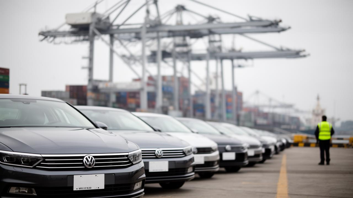Trump Threatens 50% Tariffs on Companies 'Taking Advantage' of U.S. as Midterms Near