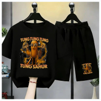 COD ชุดเด็ก 2 ชิ้น 8 สี ลาย Tung Tung Tung Tung Sahur ตัวการ์ตูนแครอท สไตล์มีมฮิต เสื้อยืด + กางเกงข