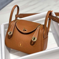 Tas Selempang Wanita Lindy Mini Kulit Jeruk Premium Warna Brown 20 cm Free Box