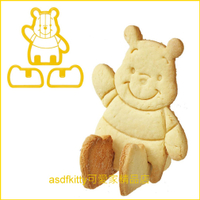 asdfkitty*日本製 小熊維尼立體餅乾壓模型-壓造型吐司.火腿.起司.平面餅乾-可機洗