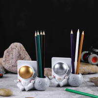 【SKYOCEAN】太空人模型手機支架收納裝飾-思考筆插手機架（銀色）(宇航員工藝品創意禮品)
