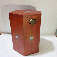 Hộp đựng chè gỗ hương in hoa văn siêu đẹp