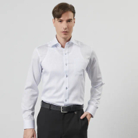 【pierre cardin 皮爾卡登】男襯衫 進口素材合身版免燙抗皺純棉條紋長袖襯衫_白底藍條(52803-30)