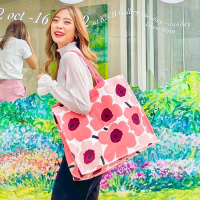 [ส่งฟรี EMS] กระเป๋าผ้าใบใหญ่ กระเป๋าสะพายลายดอกใบใหญ่  ลดราคา  เเฟชั่น