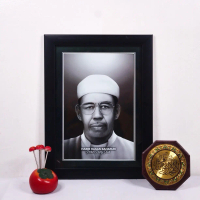 Foto Poster Al Habib Hasan Baharun (Pondok Pesantren Dalwa Pasuruan)