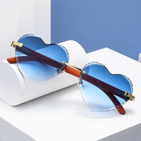 Heart Shape Men's Sunglasses Rimless Cut Edge UV400 Protection Sun Glasses Women New Stylish Female Sunglass