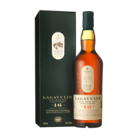  Lagavulin 16 Year Old    