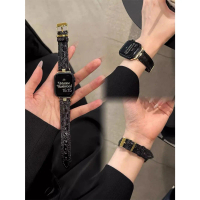 สายหนังจระเข้แบบย้อนยุค เข้ากันได้กับ Apple Watch S9, Arc de Triomphe, สไตล์ฤดูใบไม้ร่วงและฤดูหนาว,