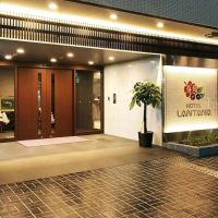 喜鴻假期 【機加酒．大阪自由行５日】★亞航★大阪蘭塔納飯店、20公斤、近梅田空中庭園