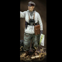 1/35 Scale Unpainted Resin Figure Tank officer GK figure