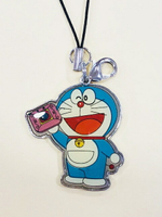【震撼精品百貨】Doraemon 哆啦A夢 Doraemon手機吊繩-拿燈 震撼日式精品百貨
