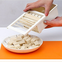 豆腐盒子 豆腐模具 豆腐框 廚房創意多功能豆腐切塊器盒子便利涼粉龜苓膏網格分割模具『XY37813』