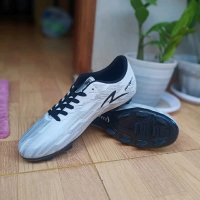SEPATU BOLA SPECS INFINITI
