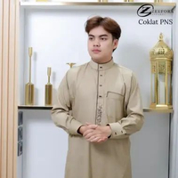 ZS - Gamis Azka Gamis Saudi Basic Thobe Pria Couple Kancing Snap Lengan Panjang Berkualitas Coklat P