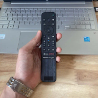 Điều khiển Tivi Sô.nyy giọng nói TX800P( Dùng cho điều khiển TX500P-520P-800P-810V-820V-830V)
