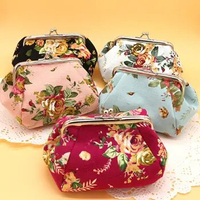 2023 Fashion Vintage Floral Buckle Women Wallet Dumpling Shape Elegant Lady Retro Clutch Hasp Canvas Bag Mini Coin Purse