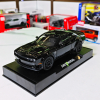 Mô hình xe siêu xe Dodge Challenger Hellcat STR tỉ lệ 1:32 có 3 màu Toy Đồ Chơi