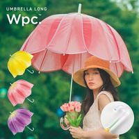 日本雜誌推薦選用Wpc甜美鬱金香花瓣花苞玻璃纖維傘骨雨傘長傘半透明長直傘掛勾把手-漸層三色現貨＋預購