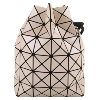 【ISSEY MIYAKE 三宅一生】BAOBAO 幾何方格側凹摺可肩/斜背包(米/亮面/小)