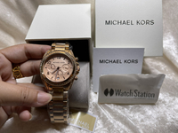 美國正品 MICHAEL KORS MK-5263 (玫瑰金色 帶鑽日期)三眼女鋼錶帶 &amp; MK-5925(滿鑽大Logo銀色)-女鑽錶鋼錶帶..女錶 手錶 腕錶 鑽錶-(保證MK Outlet 100%正品專櫃購入) -附購證.*vivi shop*