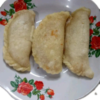 Cireng isi Ayam pedas creamy jumbo isi 3pcs Food Frozen, Cireng Isi Ayam suir, cireng goreng, cireng