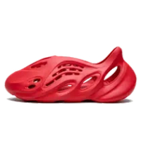 YEEZY FOAM RUNNER VERMILLION