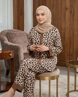 ONE SET RAYON VIRAL JUMBO/ BUSUI / STELAN KEKINIAN/ STELAN ADEM Polka hitam
