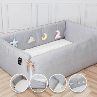 【gunite】多功能落地式防摔沙發嬰兒床/陪睡床0-6歲四件組 床墊+床圍+止滑墊+床邊吊飾(北歐灰)