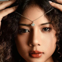 Vachana - 9 Lucky Gems Silver Evil Eyes Necklace (สร้อยนพเก้าดวงตาปีศาจสีเงิน) คําแนะนําการขายที่ร้อ