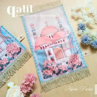 Sajadah Kepala Qalil New Velvet Antislip | Hadiah Ibadah Elegan | Box Coklat + Tasbih Mutiara 33 | M