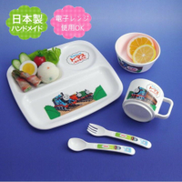 日本製兒童餐具組 餐盤 湯匙 耐熱 可微波 分隔餐盤 湯瑪士小火車 Hello Kitty 餐盤 湯匙 耐熱 可微波