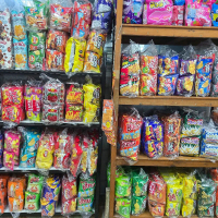ขนมรวม50ชิ้น(ใหญ่5บาท20+เล็ก30 )189 บาท