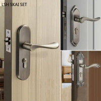 Antique Zinc Alloy Bedroom Door Lock Indoor Universal Door Handle Lockset Mute Security Deadbolt Lock with Key Home Hardware