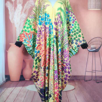 Middle East Popular Blogger Bohemian Silk Printed Loose V-Neck Kaftan Dress Causal Straight Muslim Lady Abaya