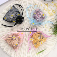 300pcs Cute Daisy Drawstring Bag Jewelry Cosmetic Flower Packaging Yarn Bag Candy Gift Bag